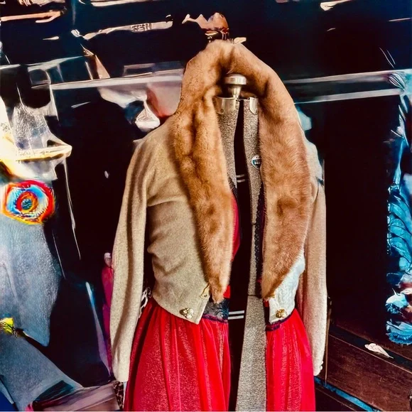 Luxurious Beige vintage real mink and cashmere Women's sweater cardigan - Picture 5 of 13